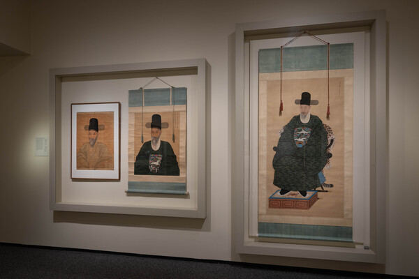 국립아시아예술박물관에서 개막한  한국문화 특별전 《한국의 보물: 모으고, 아끼고, 나누다》 전시전경 (국립중앙박물관 제공)