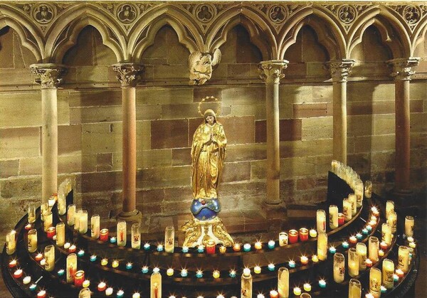 스트라스부르 대성당의 성모상 엽서 ⓒ Hyun Oh